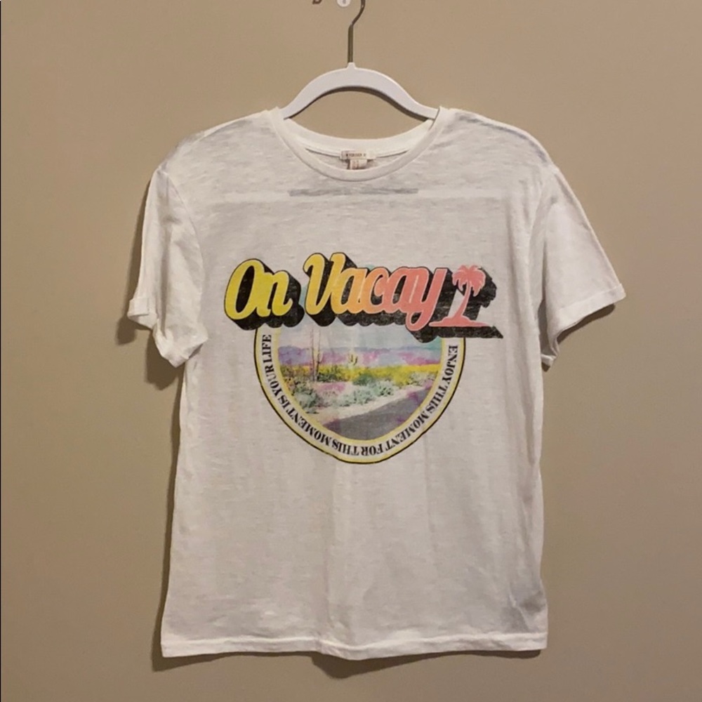 white tshirt from forever 21